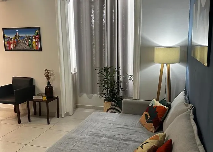 Charmoso Apartamento Na Quadra Da Praia